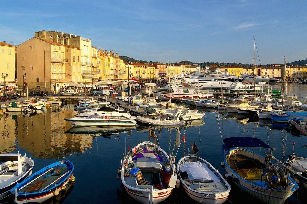 Vic'S Land Holidays Grimaud Bagian luar foto