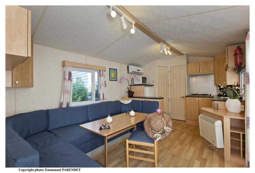 Vic'S Land Holidays Grimaud Bagian luar foto
