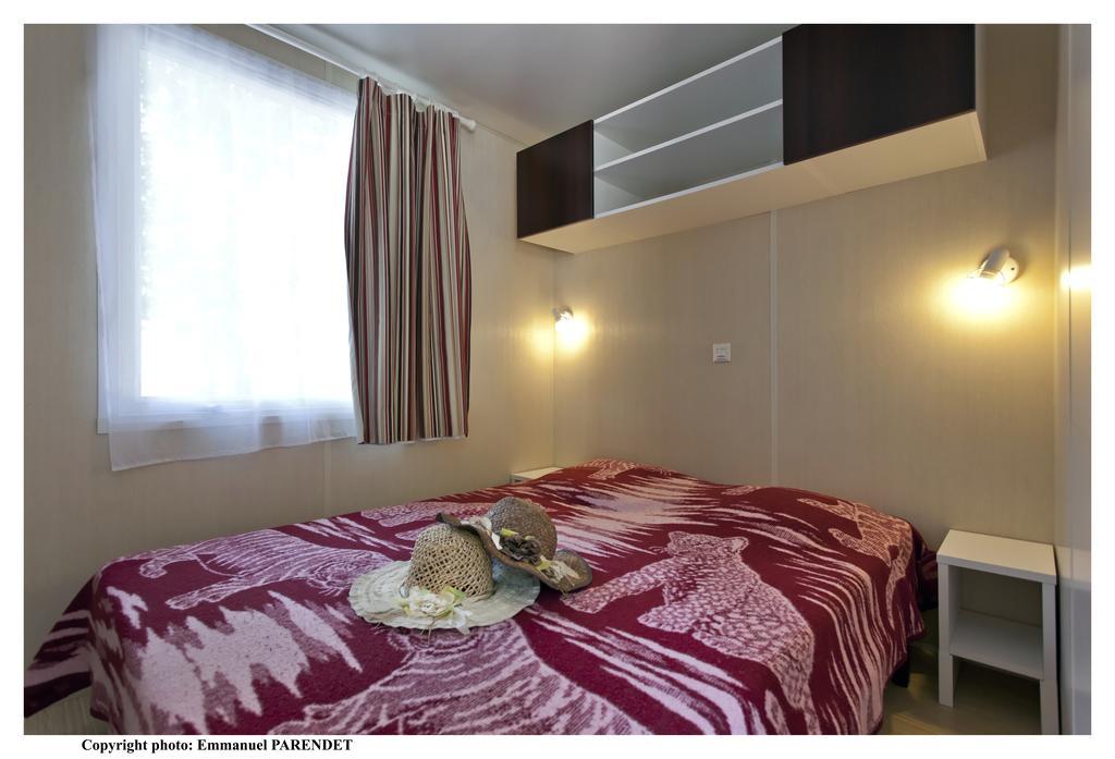 Vic'S Land Holidays Grimaud Bagian luar foto