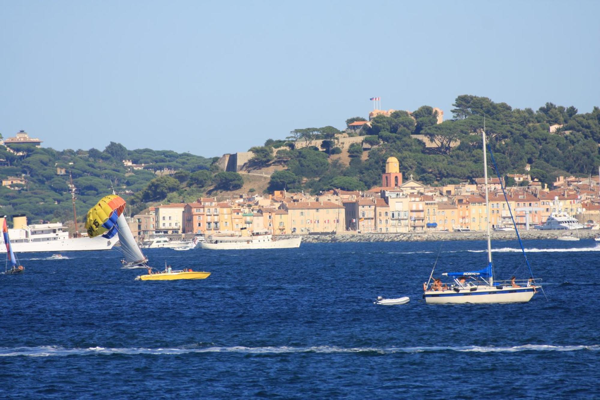Vic'S Land Holidays Grimaud Bagian luar foto