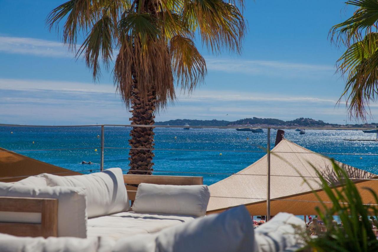 Vic'S Land Holidays Grimaud Bagian luar foto